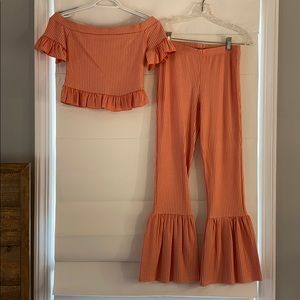 Peach urban outfitters set
